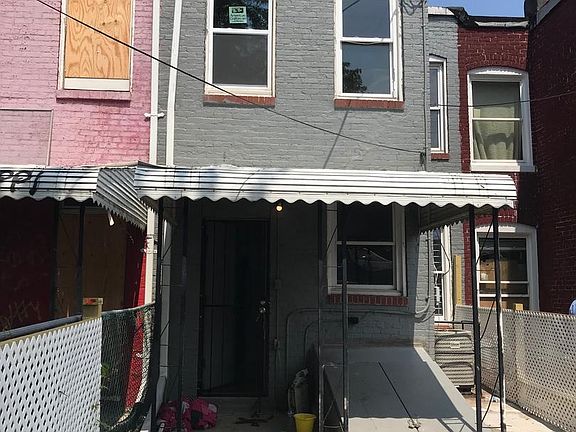 4th image of 2453 Washington Blvd