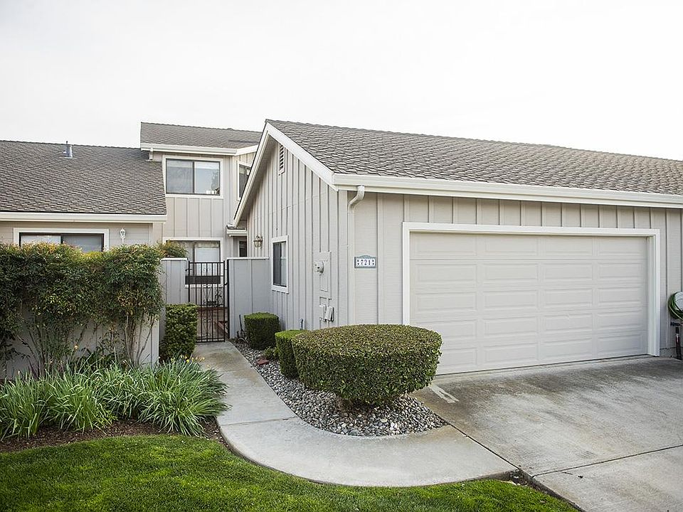 1st image of 721 Helen Dr
