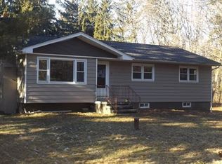 4 Orchard Ln, Hopewell Junction, NY 12533