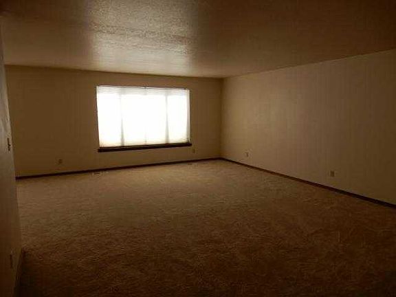 Family-Dining Room