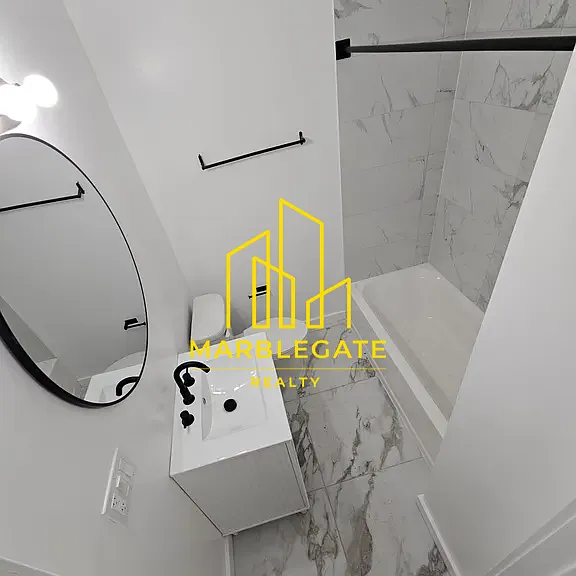 352 S 10th St #22 — Photo 11