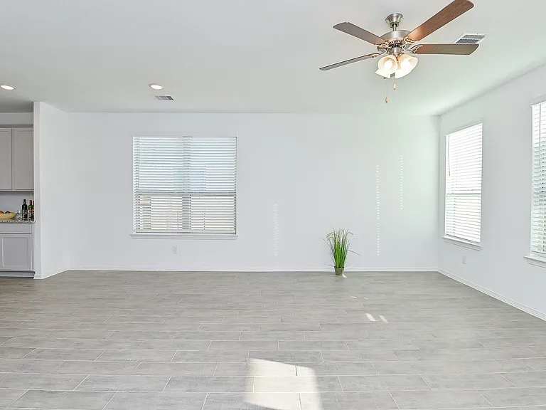 5707 Aurora Greens Ln — Photo 26