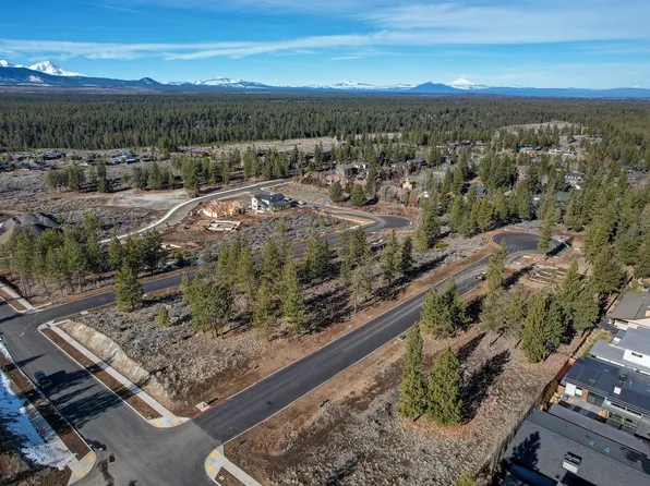 62629-90 Mount Hood Dr, Bend, OR 97703