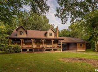 7360 Grammer Rd, Sesser, IL 62884