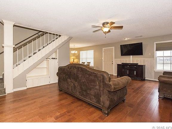 3rd image of 7230 N 150th East Ave