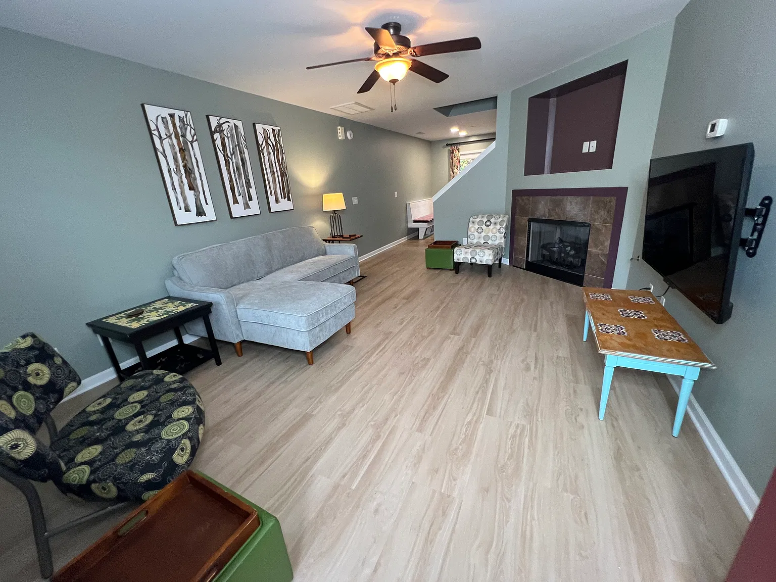 3 bed, 2.5 bath, 1316 sqft, $2,100 — Photo 4
