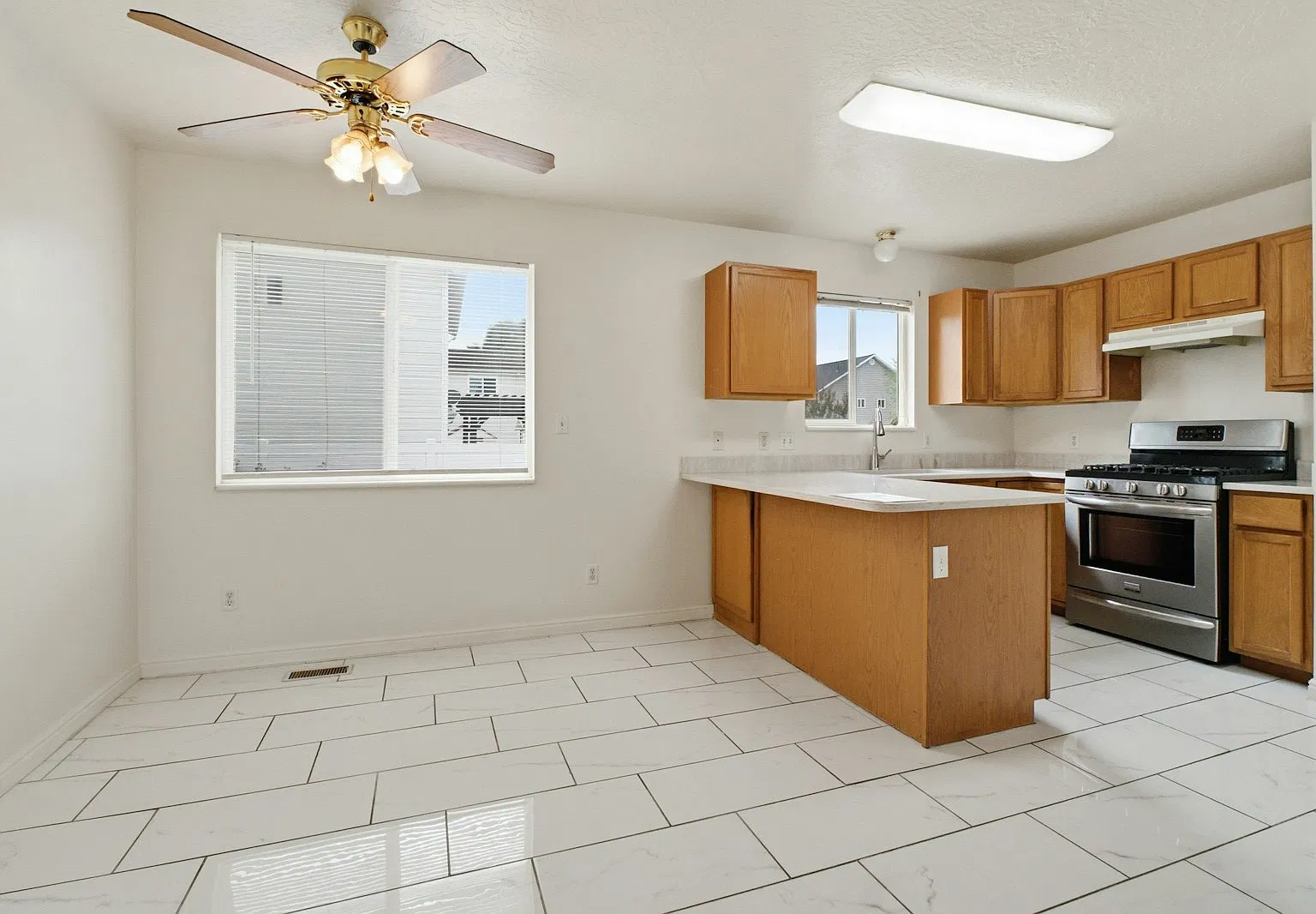 1421 West 50 South Street — Photo 4