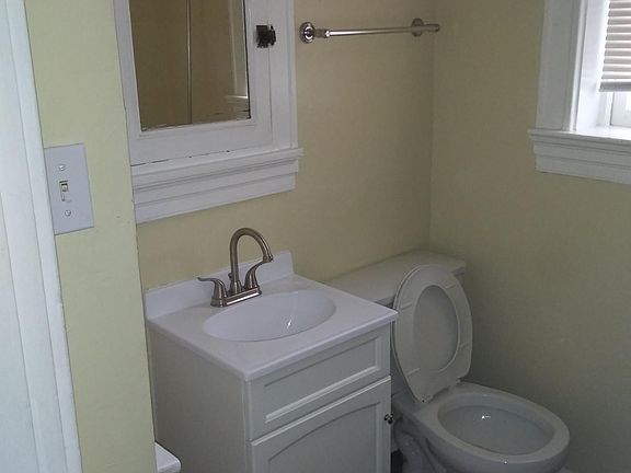 5th image of 2649 Utah St #2