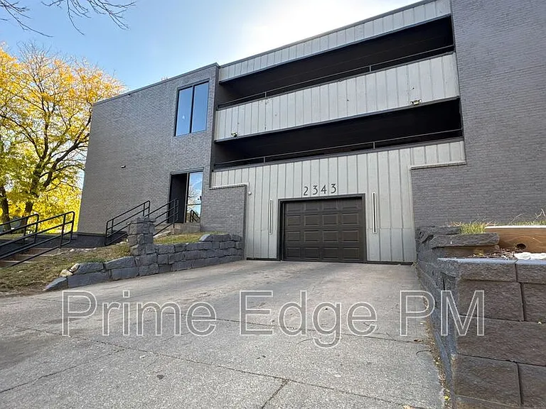2343 B St #1 — Photo 25