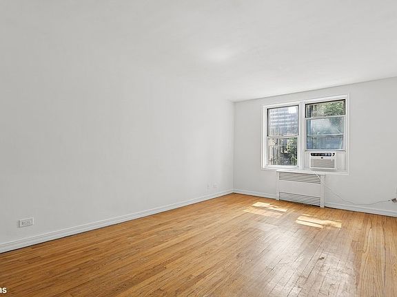 2nd image of 340 Haven Ave APT 2G