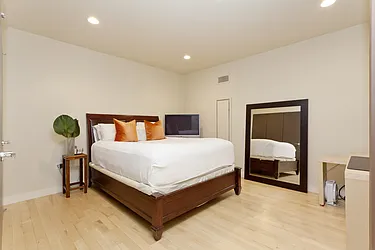 Sold by Nest Seekers International