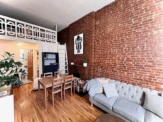 Rented by Oxford Property Group | media 1