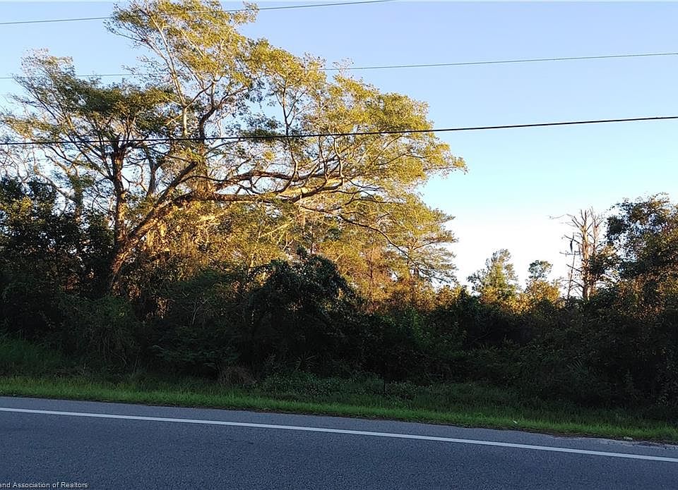 2nd image of 1393 Lake Josephine Dr