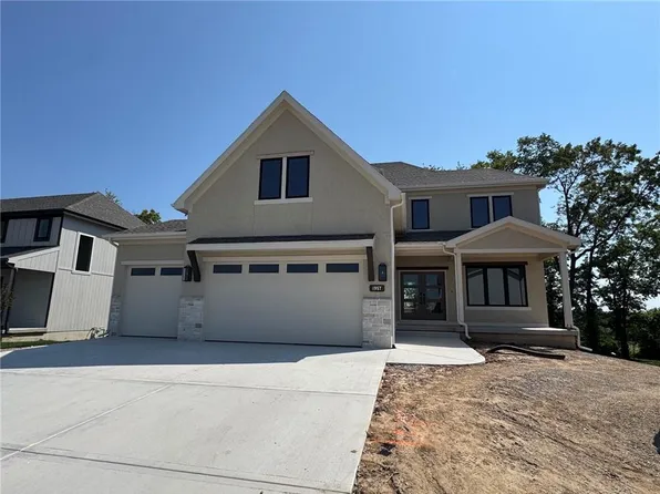 1957 Longview Dr, Liberty, MO 64068