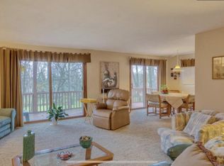 6495 Bella Vista Dr NE APT 202, Rockford, MI 49341