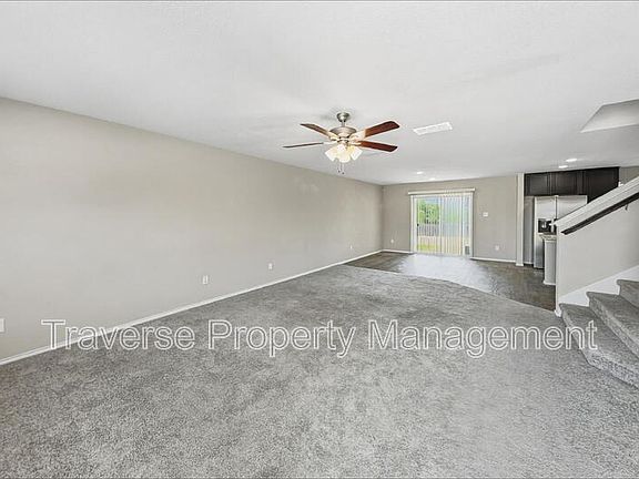 3rd image of 2700 Andesite Ln
