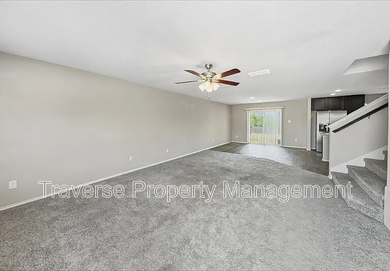 2700 Andesite Ln — Photo 3