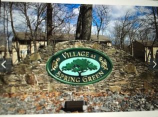 400 New River Rd APT 306, Lincoln, RI 02838