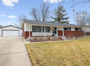 105 Capitol Dr, Midland, MI 48642