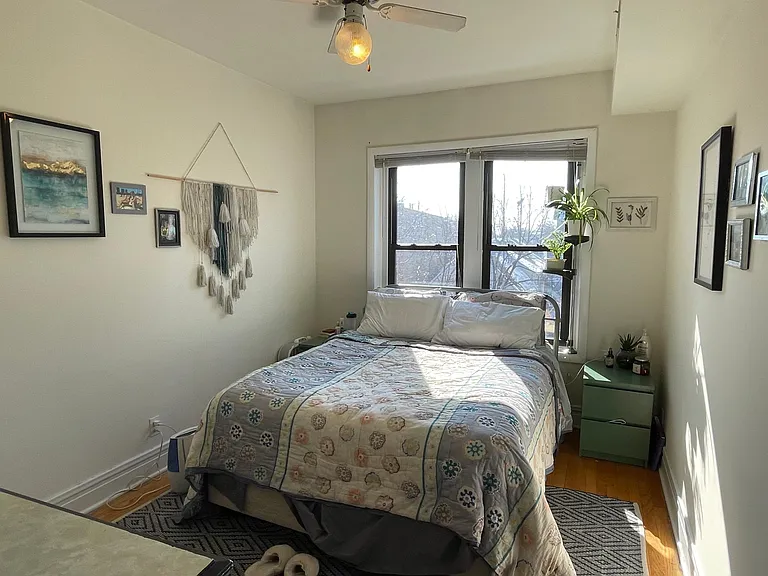 GOOD BEDROOM/ SOUTH EXPOSURE