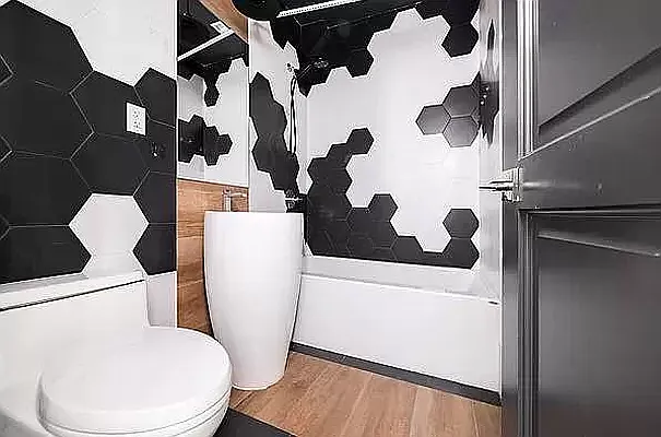 Rented by Brooklyn Group | media 6