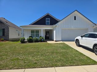13059 Rolling Meadows Cir, Northport, AL 35473