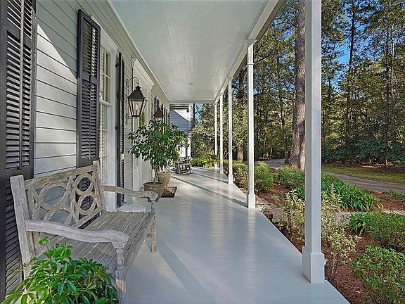 3rd image of 174 Belle Terre Blvd