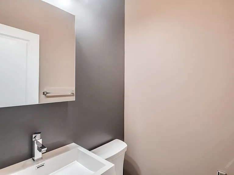 2619 Christian Street — Photo 4