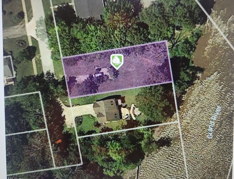 1st image of 193 Steele Ave
