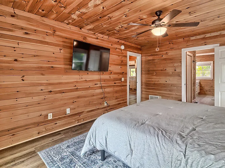 1303 Misty Ln — Photo 14