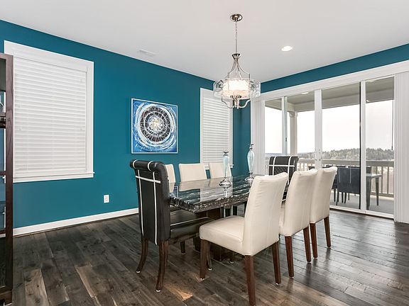 5th image of 1361 Pine Crest Cir NE