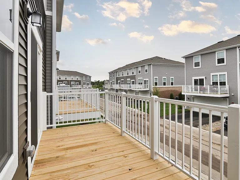 2252 Stonegate Rd — Photo 30