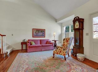 1318 Georgetown Cir, Carlisle, PA 17013