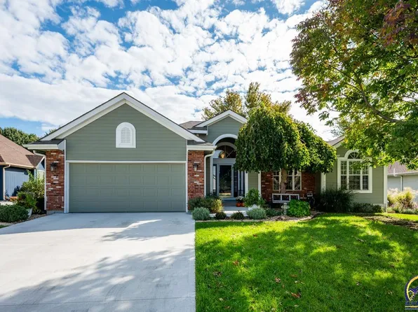 2728 SW Chauncey Ct, Topeka, KS 66614