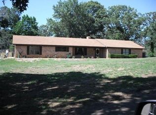 416 Meadowview Cir, Longview, TX 75604