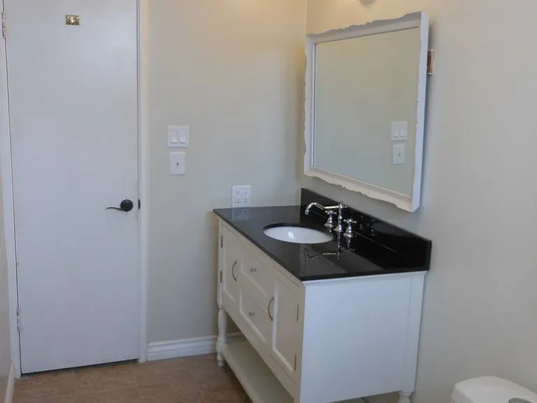 8340 Chase Ave — Photo 21