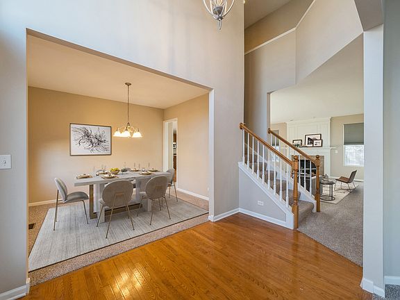 3rd image of 2446 Woodside Dr