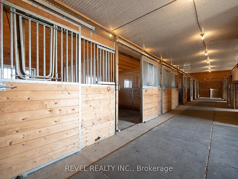 413 Ellis Ave — Photo 36