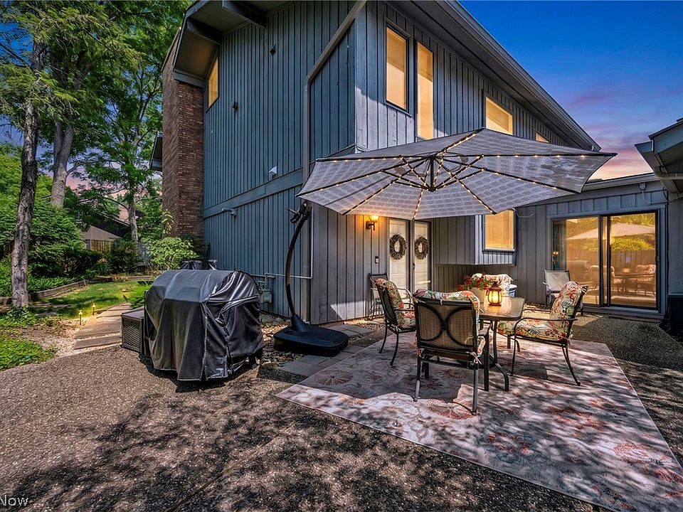 1st image of 410 Willow Cir #29