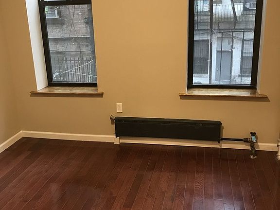 2nd image of 26 Henry St APT 4