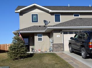 1905 24th St SW, Minot, ND 58701