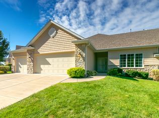 3450 Crowne Pointe Cir, Bettendorf, IA 52722