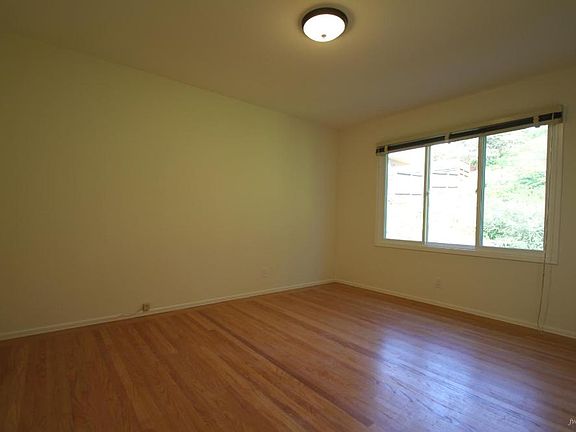 5th image of 288 Dellbrook Ave