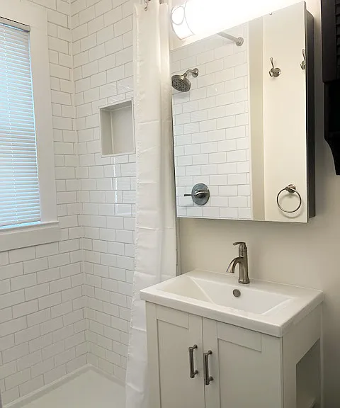 418-420 Morgan Ave S #3 — Photo 11