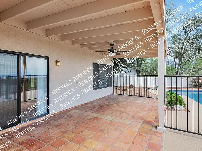1150 W Masters Cir — Photo 42