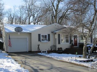 203 W 14th St, Atlantic, IA 50022