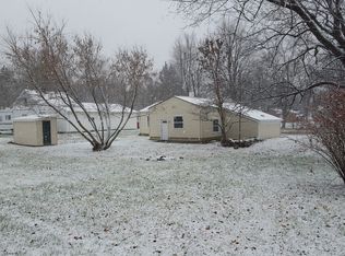 71 Division St, Leonard, MI