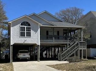 106 NE 62nd St, Oak Island, NC 28465