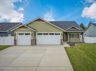 10870 N Brantley Rd, Hayden Lake, ID 83835