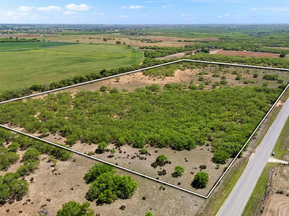 000 FM 2146, Poteet, TX 78065